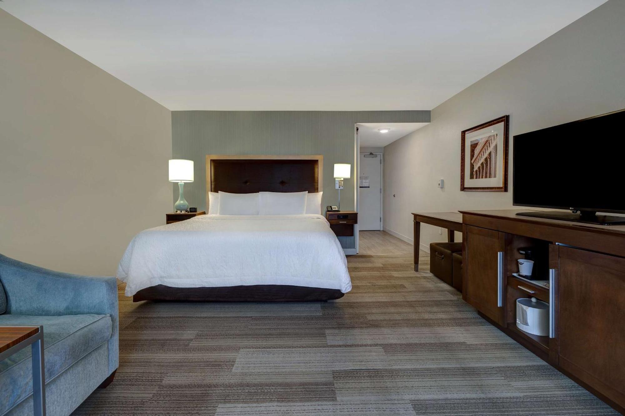Hampton Inn & Suites Milwaukee West West Allis Extérieur photo