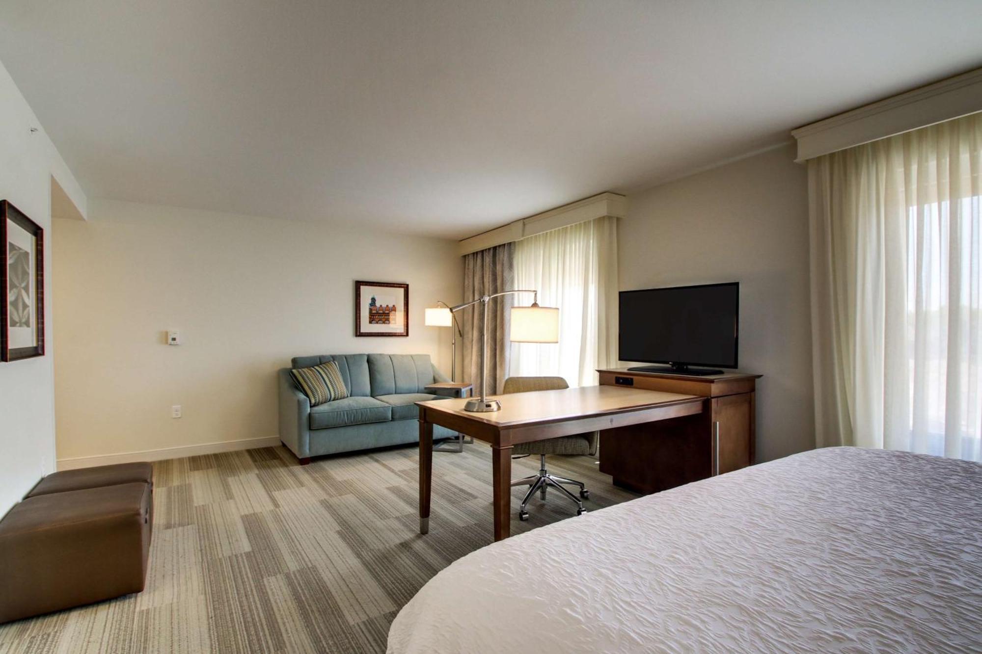 Hampton Inn & Suites Milwaukee West West Allis Extérieur photo