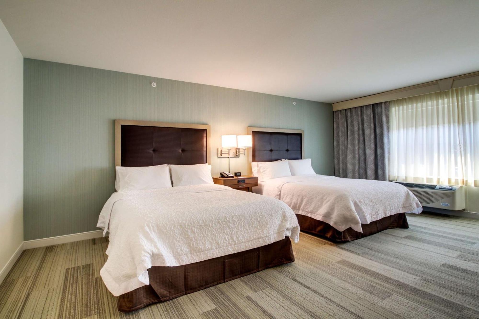 Hampton Inn & Suites Milwaukee West West Allis Extérieur photo