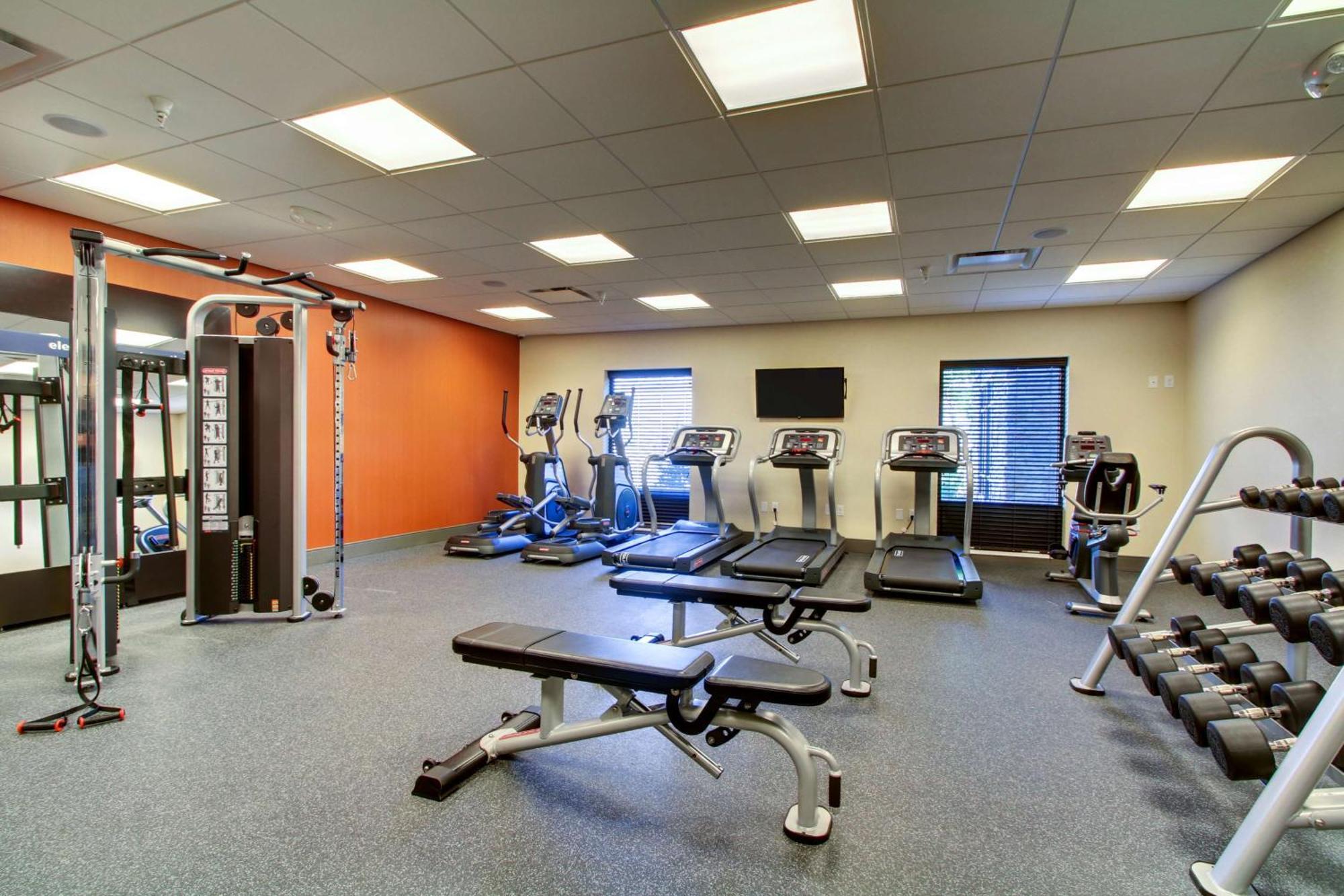 Hampton Inn & Suites Milwaukee West West Allis Extérieur photo